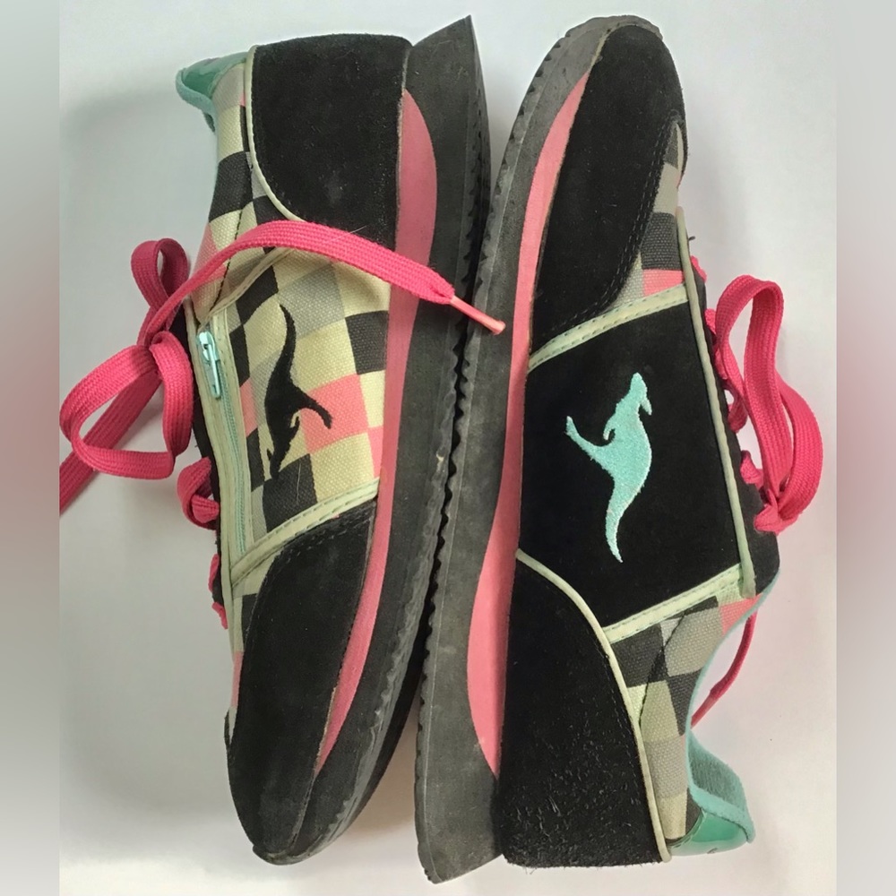 kangaROOS SQUARE 28, ZIP POCKET SNEAKERS BLACK, PINK, GREY, 9 US